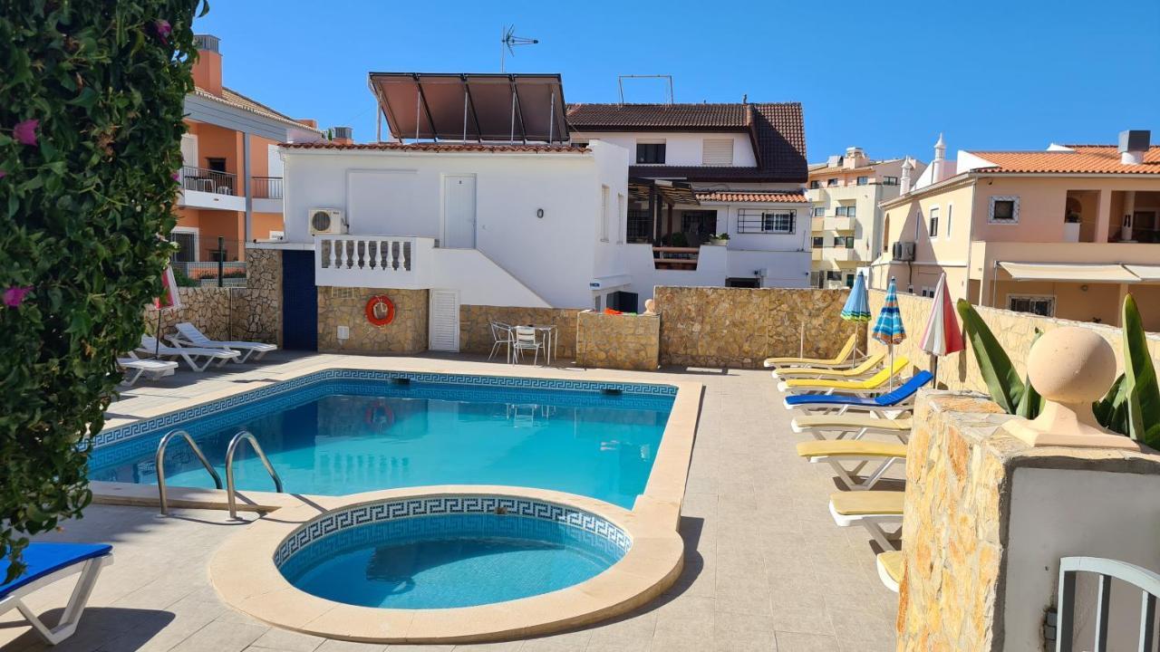 Apartamentos Cabrita Ольюш-ди-Агуа  Экстерьер фото