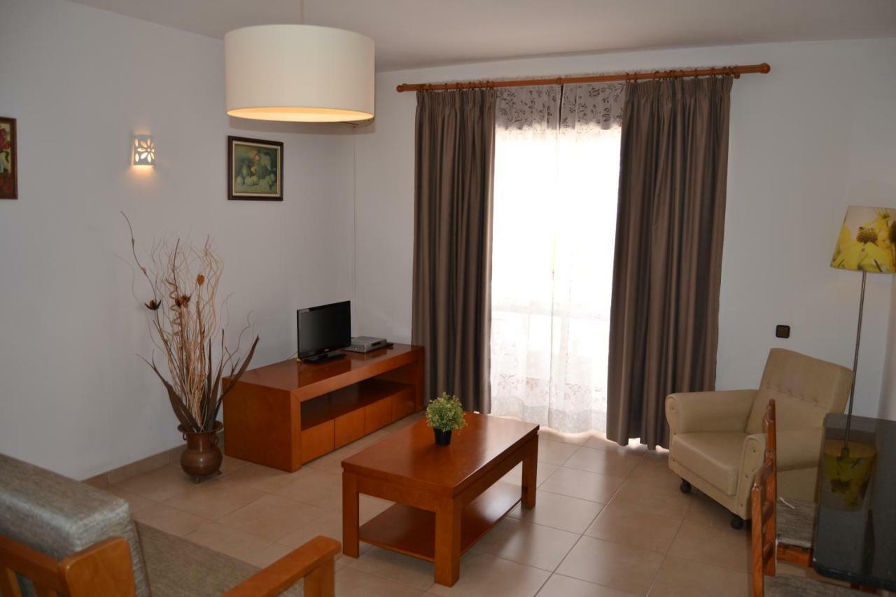 Apartamentos Cabrita Ольюш-ди-Агуа  Экстерьер фото
